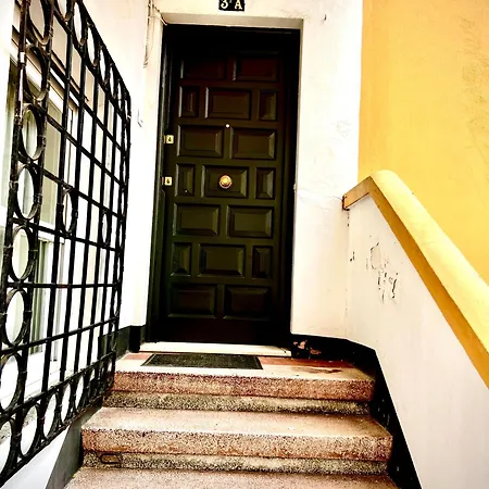 Apart Alfonso X El Sabio Apartment *